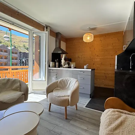 Emplacement Ideale, Ensoleille, Cosy, Calme *